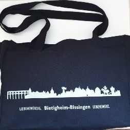 Schwarze Stofftasche mit Stadtsilhouette